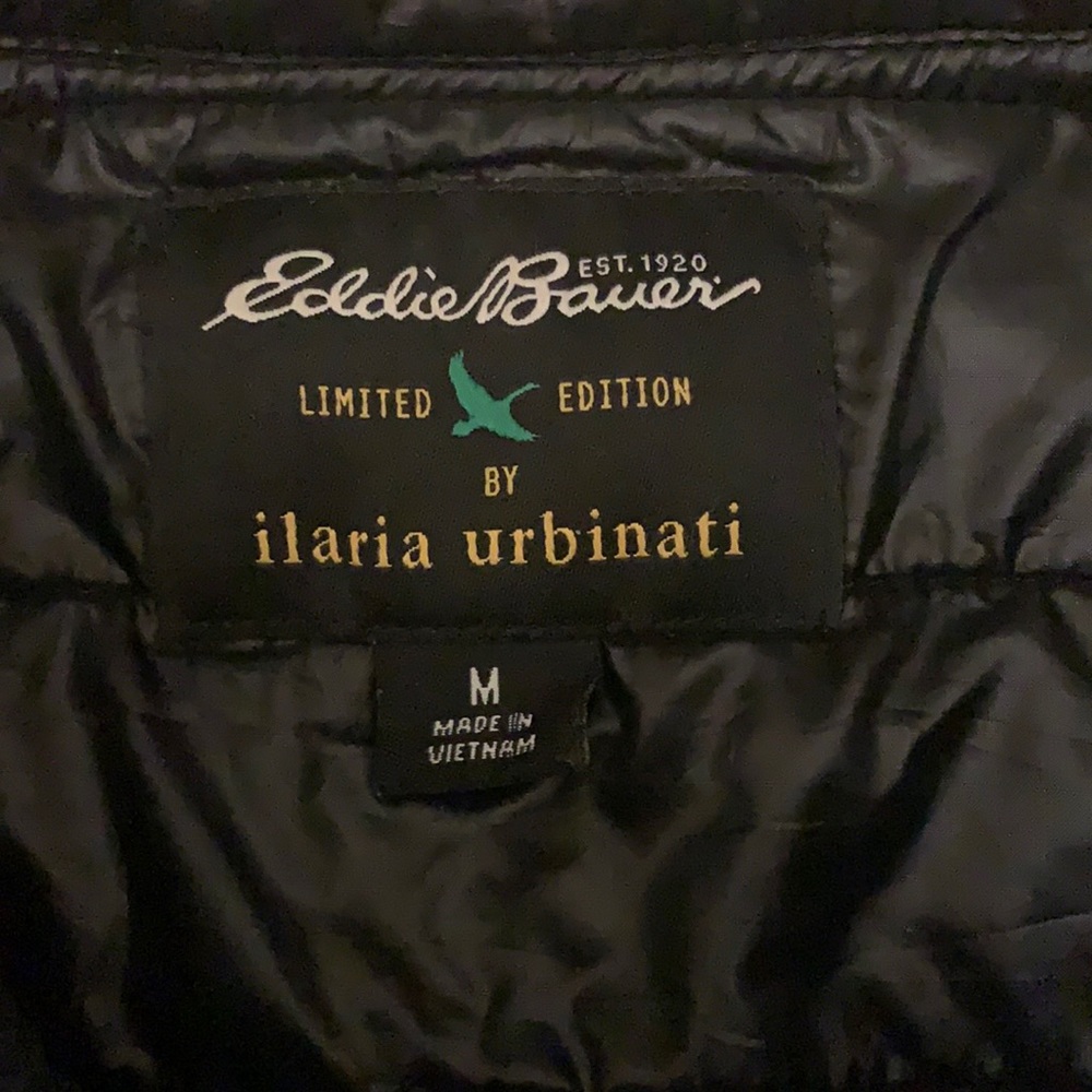 Eddie Bauer Flannel Coat Size Medium - Picture 3 of 7